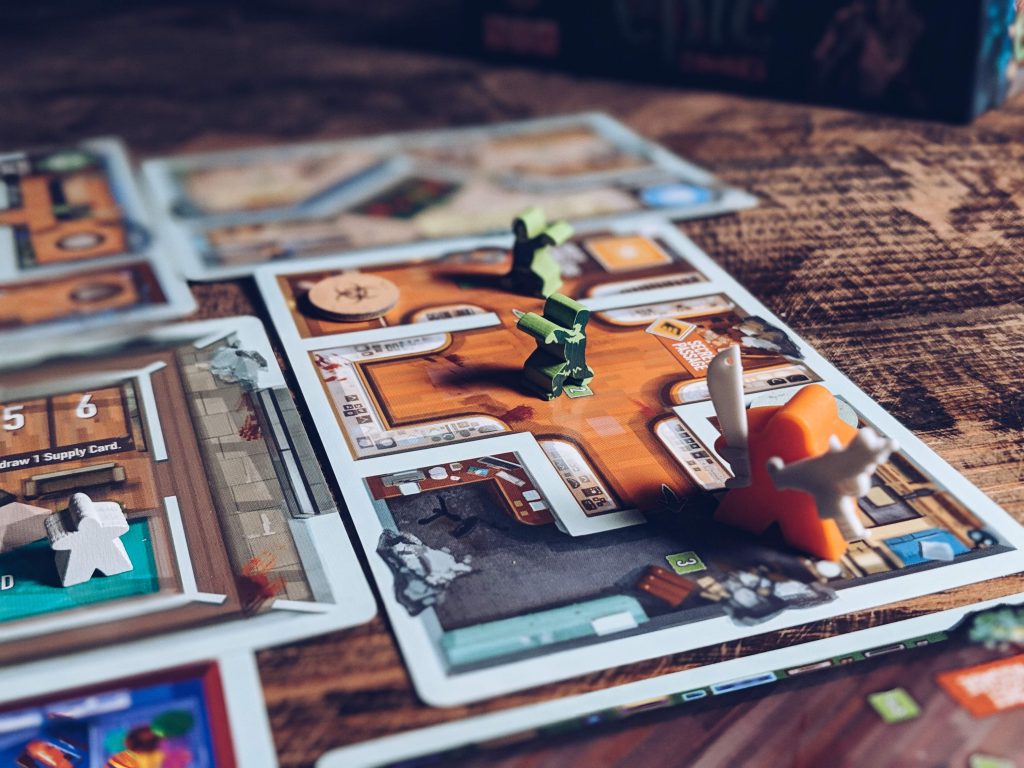 Tiny Epic Zombies Gioco Da Tavolo In Francese - Modalità Cooperativa, Competitiva E Asimmetrica - Gioco Di Sopravvivenza Zombie Per 1-5 Giocatori